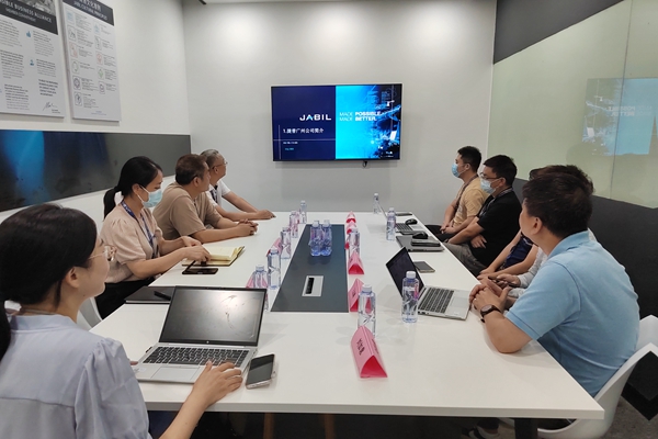 探索未来智造 学院机电一体化专业建设取得新突破