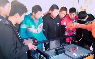 人工智能时代下，机电一体化专业如何应对“机器换人”浪潮